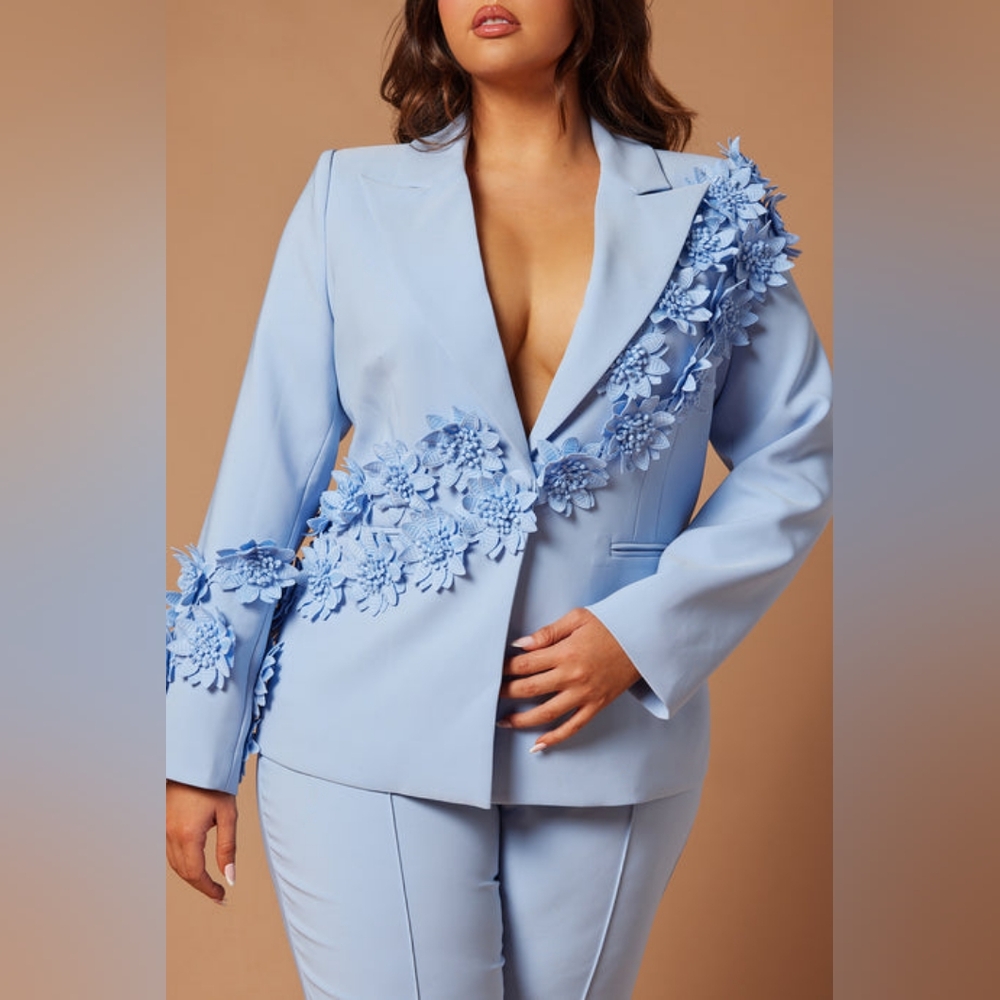 NWOT Fashion Nova Claudette Floral Embroidered Blazer Light Blue Size 1X